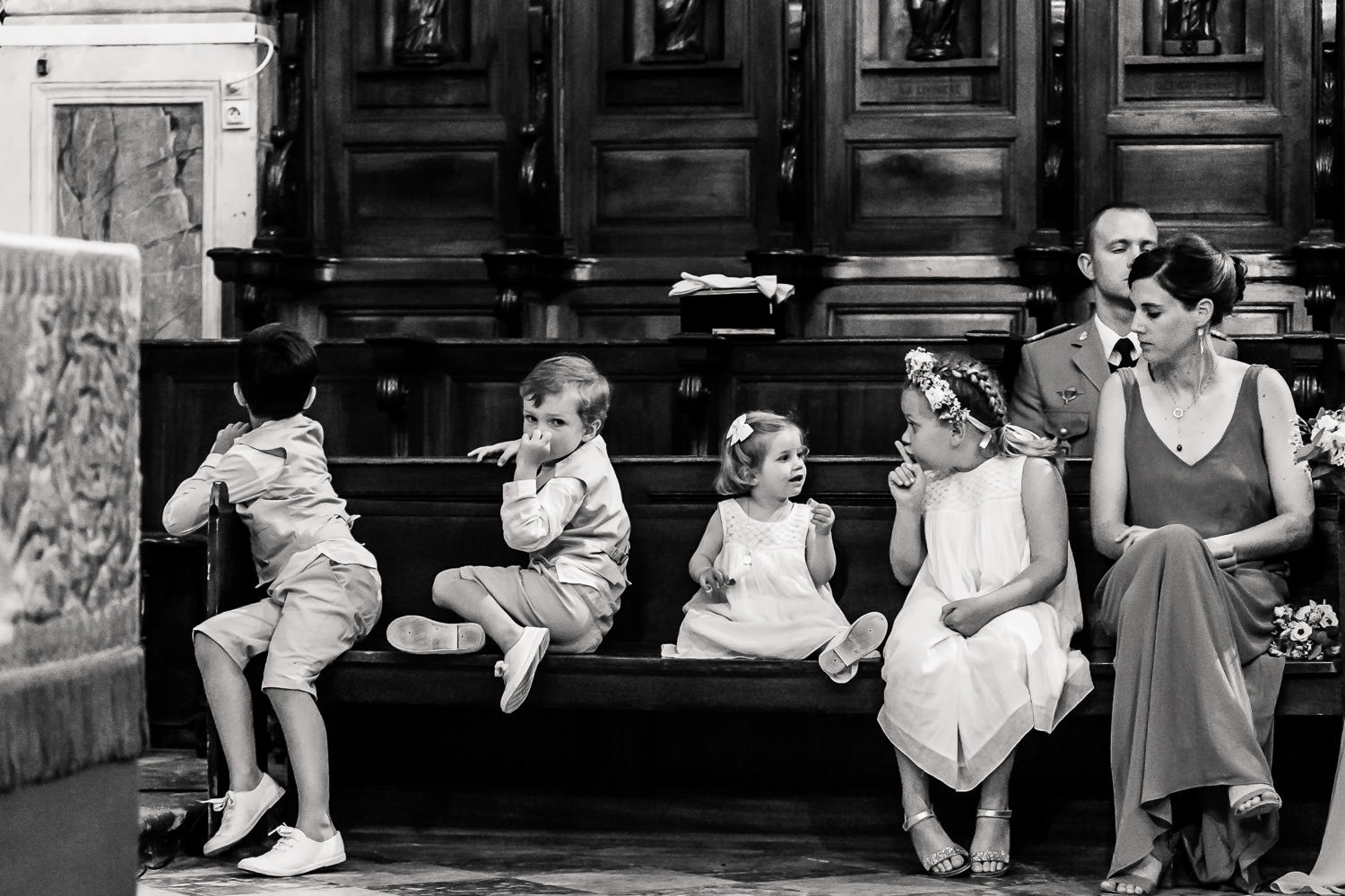 Enfant lors d'un mariage à Carcassonne